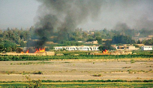 L’ÉCOLE BLANCHE NOTOIRE ATTAQUÉE PENDANT L’OPÉRATION MÉDUSE, 3 SEPTEMBRE 2006. [PHOTO : ADAM DAY]